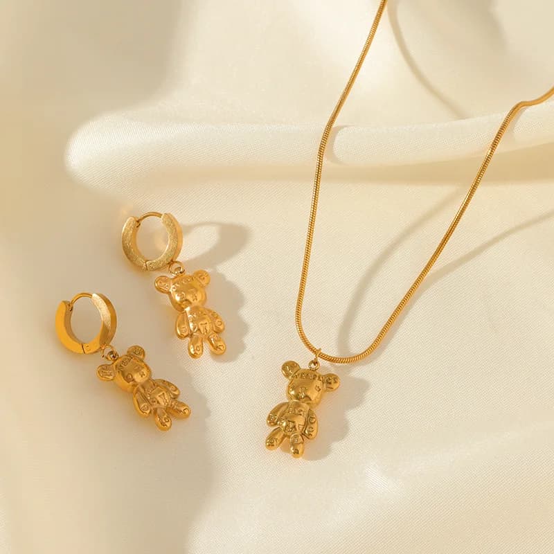 ベア フラワー ネックレス＆ピアスセット ゴールド