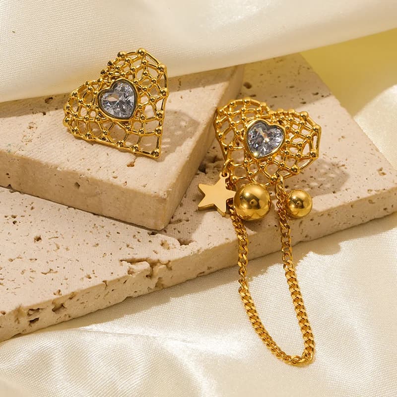 ゴールド イチョウフラワー ダングルピアス