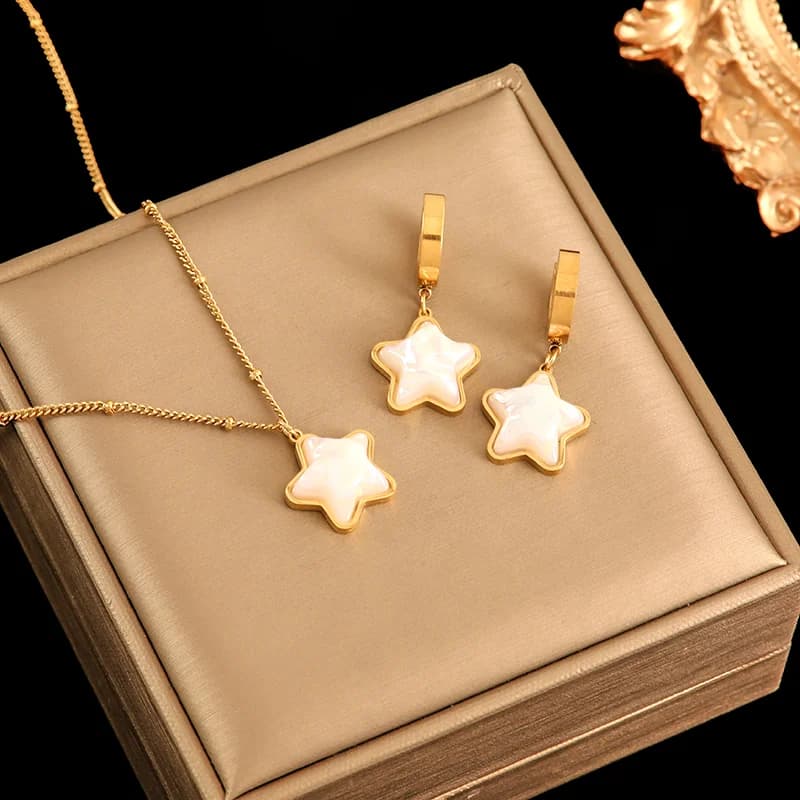 スター フラワー ベア ネックレス＆ピアス セット